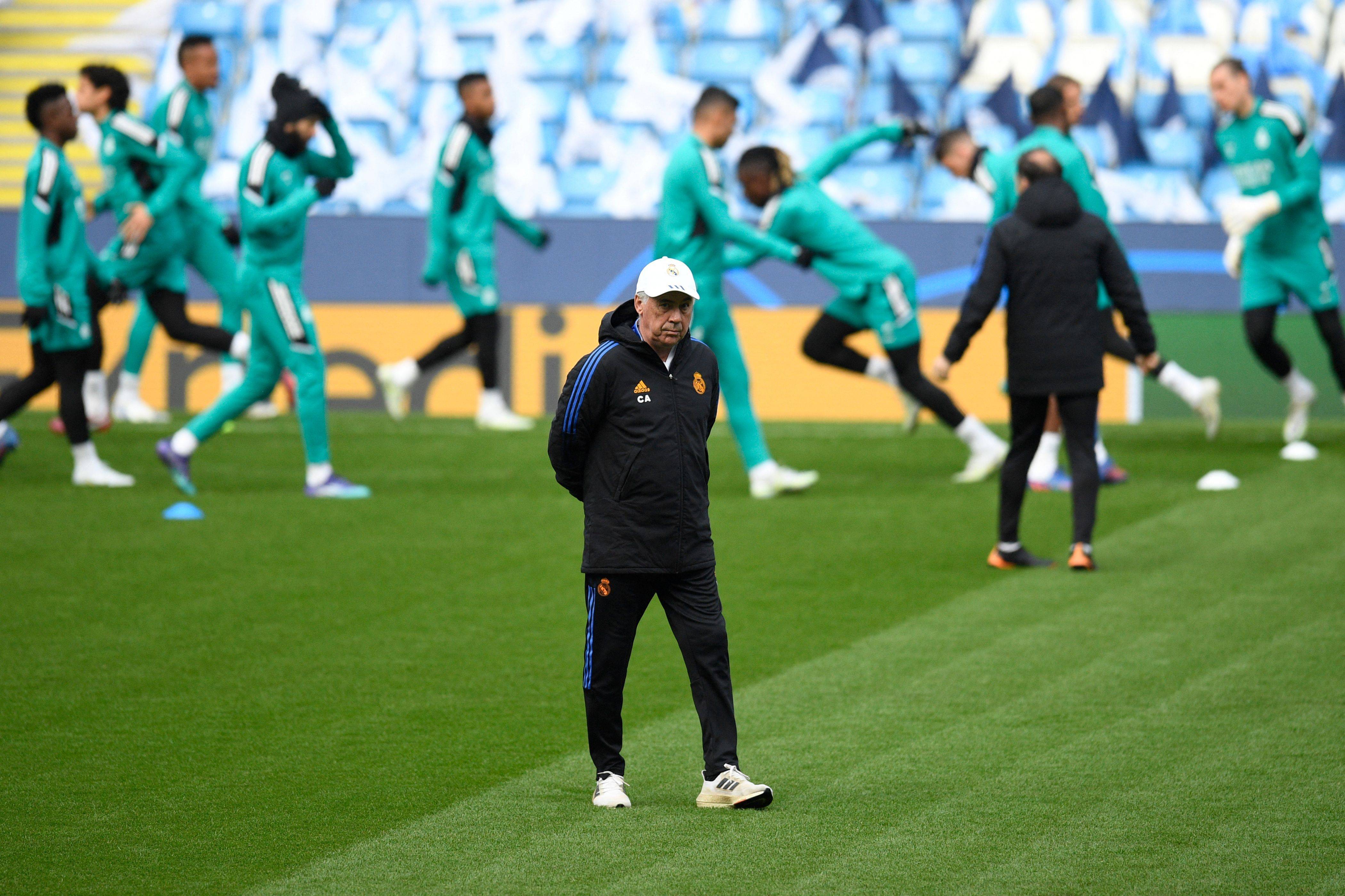 关于刚刚！NBA总决赛关键时刻走向成谜赛后皇家社会备战欧冠，赛前犹他爵士调整名单以备CBA季后赛的信息