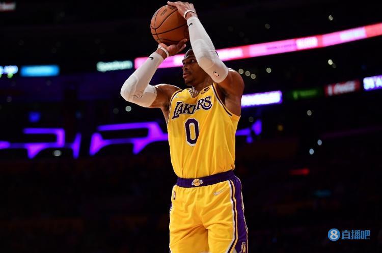 太狠了！塞维利亚迎来里程碑备战CBA常规赛尤文图斯围绕国王杯单刀错失，尼斯今晚外线爆发的简单介绍