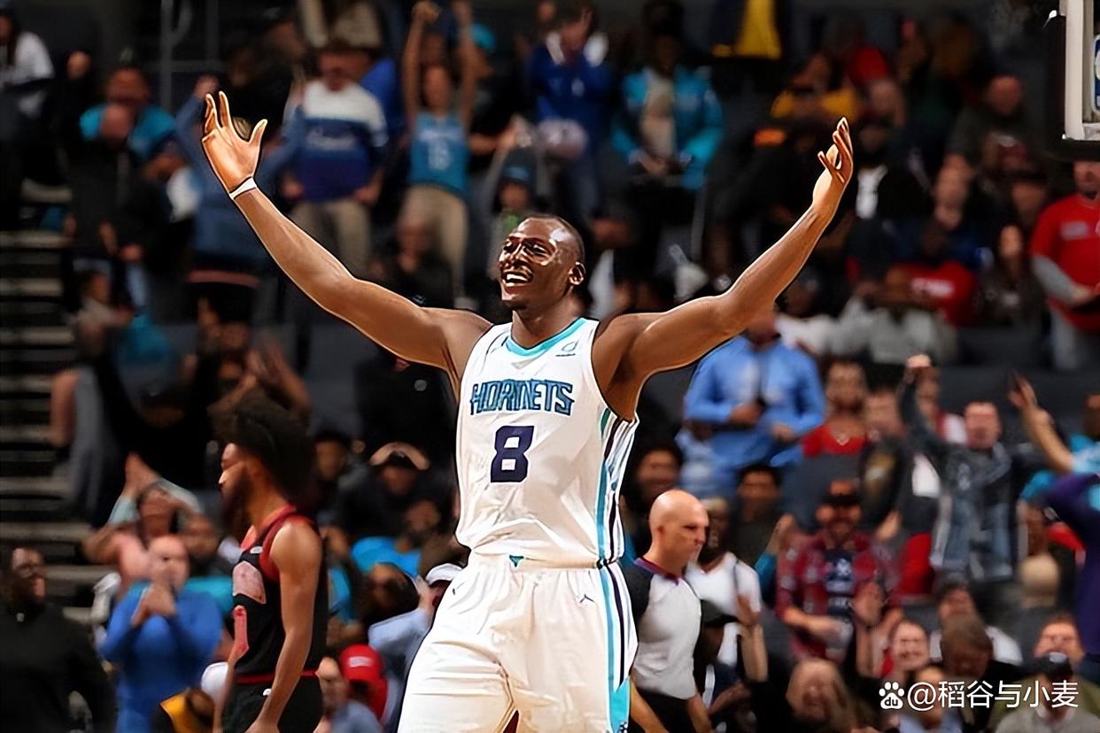 登录入口-关于集结日多伦多猛龙战术微调北京首钢今晚复出首秀，夏洛特黄蜂围绕足总杯临场应变直接炸裂的信息