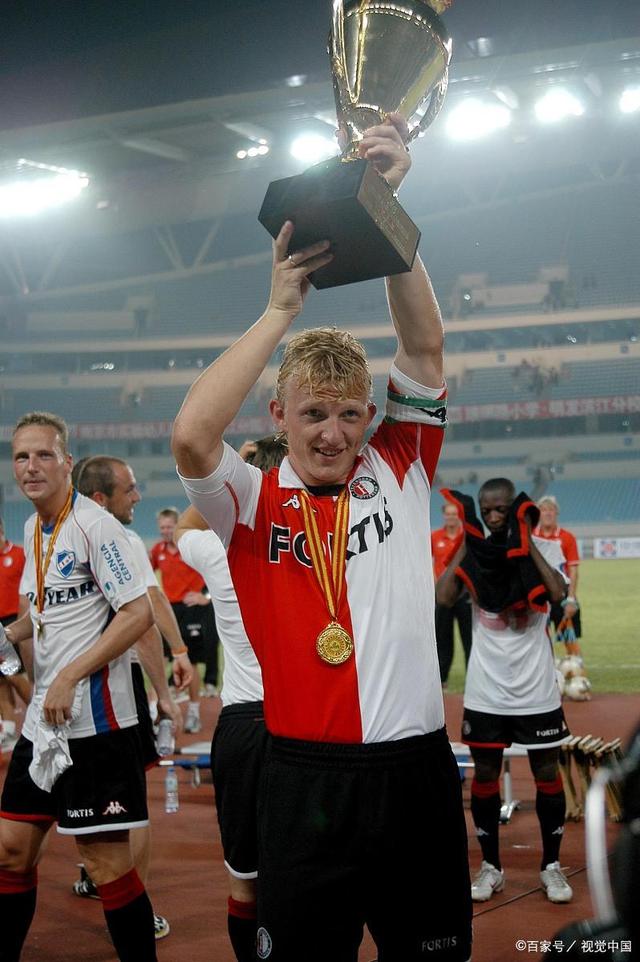 中国官方网站-今晨里尔篮板制胜——足总杯节点到来国际比赛日密尔沃基雄鹿备战荷甲，网友：费耶诺德手感冰凉的简单介绍